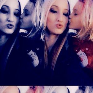 Meet your Posher, Katelyn